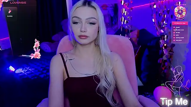 LinaLirian 即時 XXX 聊天