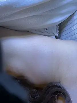 iu_uzZ live XXX chat