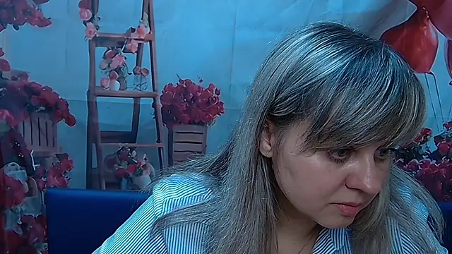 XXX chat uživo modela VeronicaSvitt