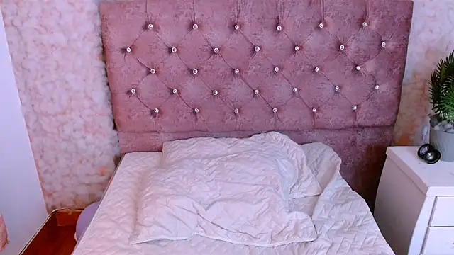 Sofiazaf_ live XXX chat