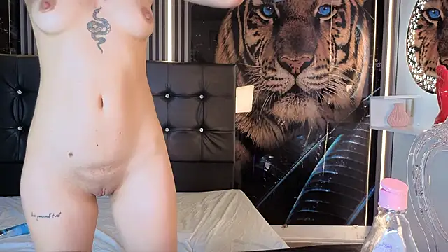 XXX chat uživo modela Annie777_