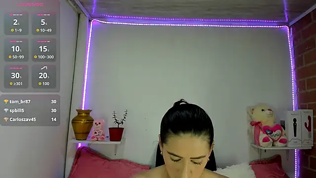 rukminilatin – Live XXX-chat