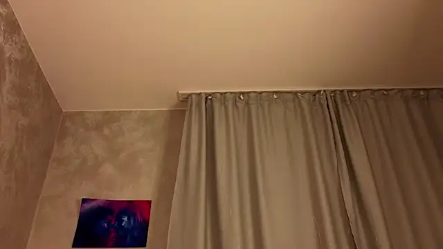 Chat +18 de ElissaGlod ao vivo