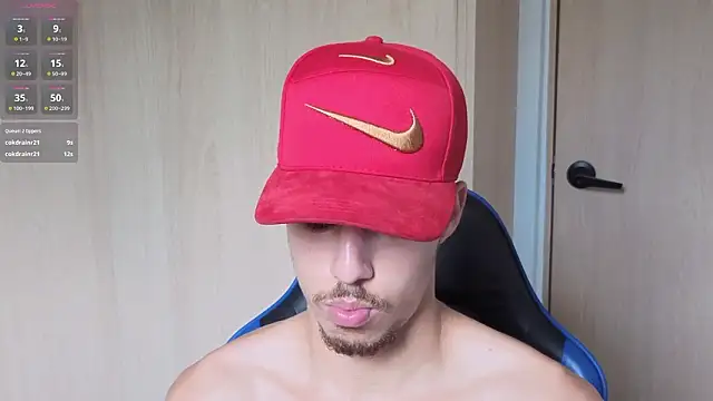 Chat XXX en directo de orionblaze69_