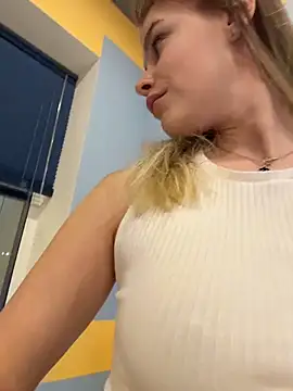 HarrietDart Live XXX-Chat