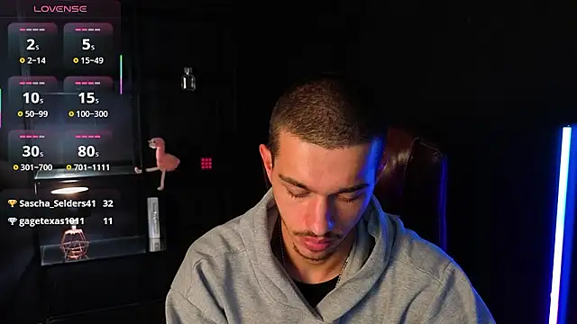 XXX chat uživo modela KaydenDrew