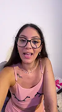 DianaSartori Adlı Modelin Canlı XXX Sohbeti