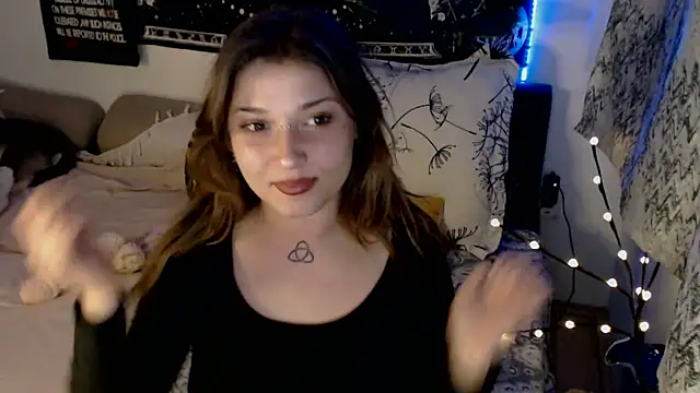 AlienforTwenty Live XXX-Chat