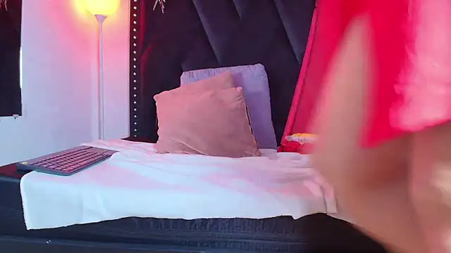 Rachele_x Chat XXX live