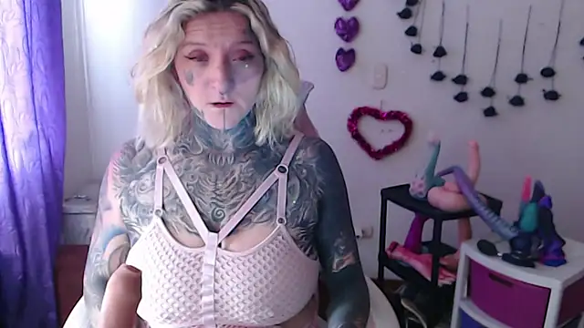 SLOPPYTITSS Adlı Modelin Web Kamerası Şovu