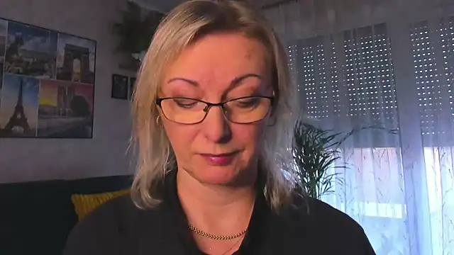 Онлайн чат XXX vanessa_chat