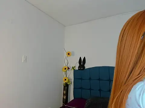 Ailanys_Miller Show Webcam