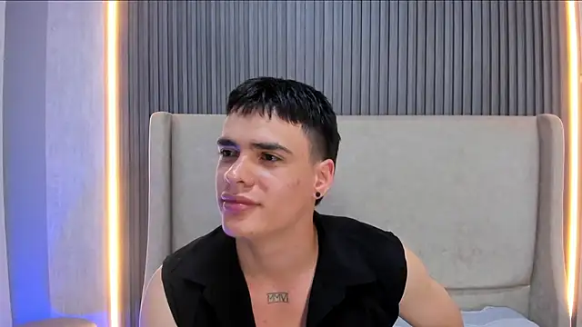 Živý XXX chat BenitoSaenz