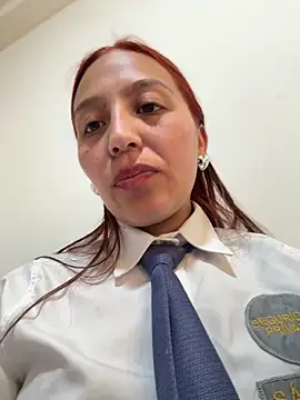 Chat XXX ao vivo de Emily-7_