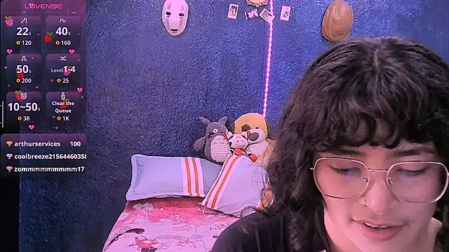 NinaYellowのライブXXXチャット