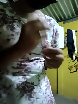 Cute_Girl43 ওয়েবক্য  াম শো