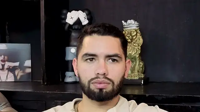 matteosantos: απευθείας συνομιλία ΧΧΧ