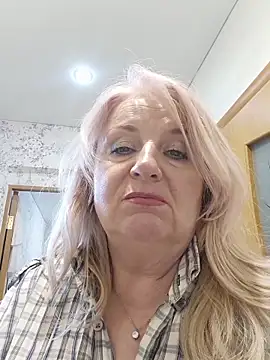 AvrilMillers Chat XXX live