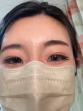 Lulu125216 在線直播表演