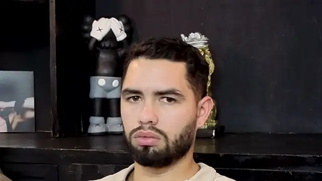 matteosantos 网络视讯表演