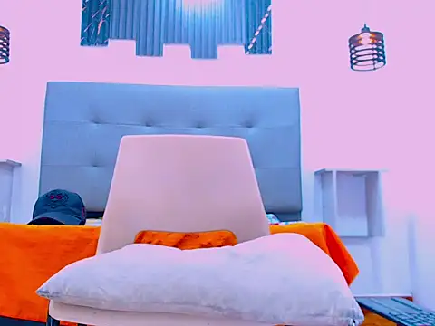 Hot_Latino_x 在線直播表演