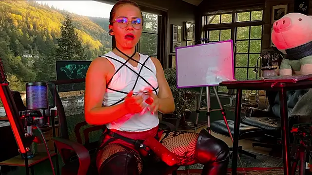 MistressSlut1 现场XXX聊天