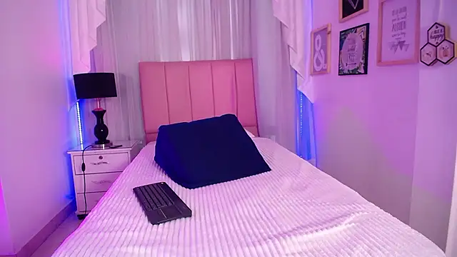 Czat XXX na żywo – IsabelleDaza