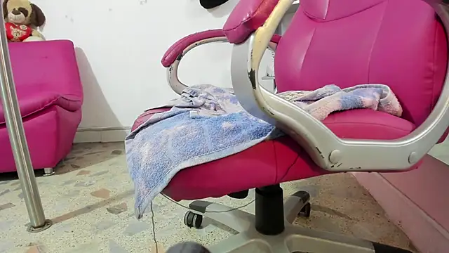 XXX chat uživo modela CAMILA--REY