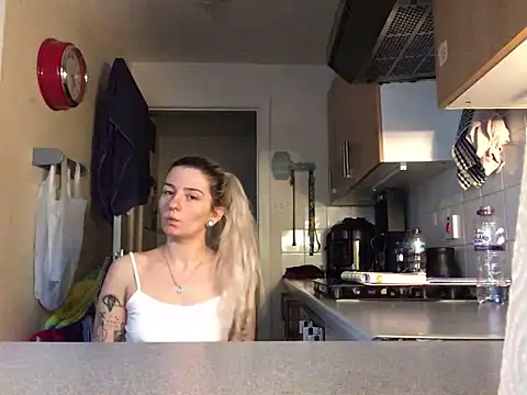 XXX chat uživo modela xxamyleighxx