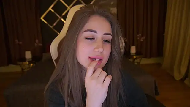 GentleAdellee's Live XXX Chat