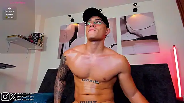 _joansoto Chat XXX in diretta