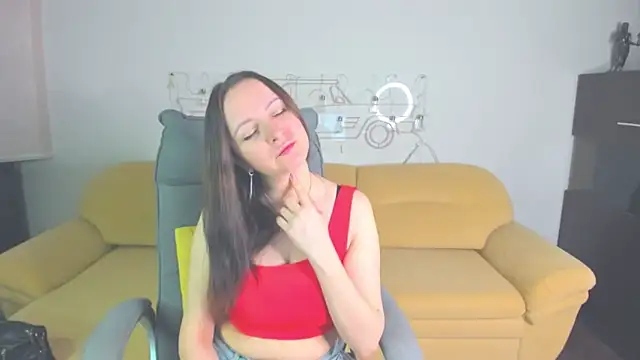 AngellLika Adlı Modelin Canlı XXX Sohbeti