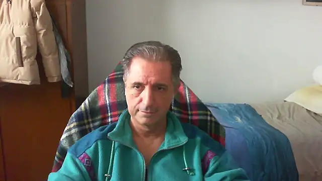 lliuk70mi Chat XXX in diretta