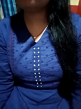 Show modela Hote_Model2424 na web-kameri