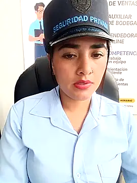 Czat XXX na żywo – MAYE__13