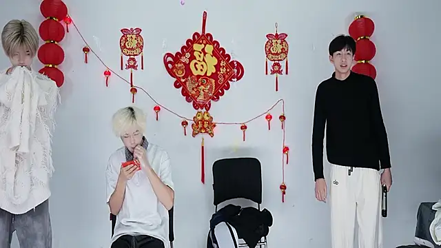 XXX chat uživo modela sweetboys666