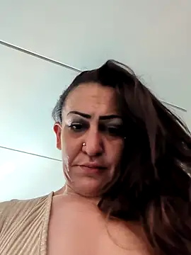 Show de hellyeayea6969 na webcam