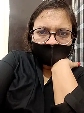 piryasharma005 Show Webcam