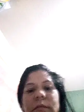 Catleya325 现场XXX聊天