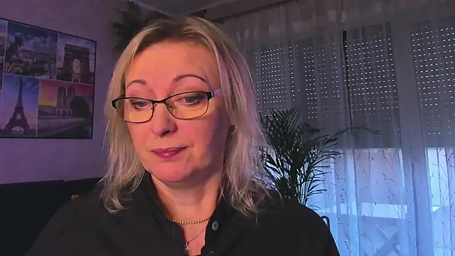 vanessa_chat webcam show