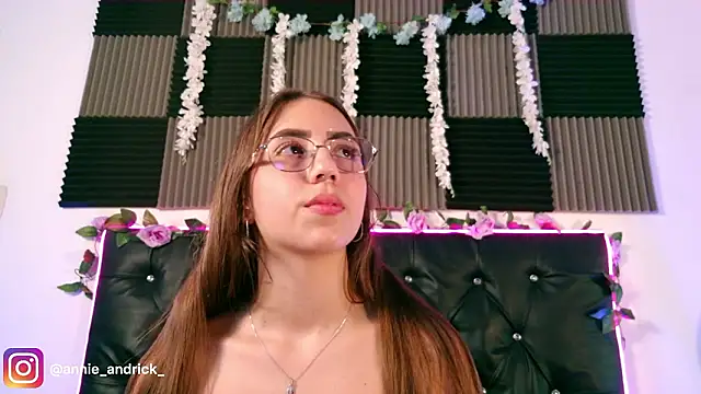 _Annie_Andrick_ Chat XXX in diretta