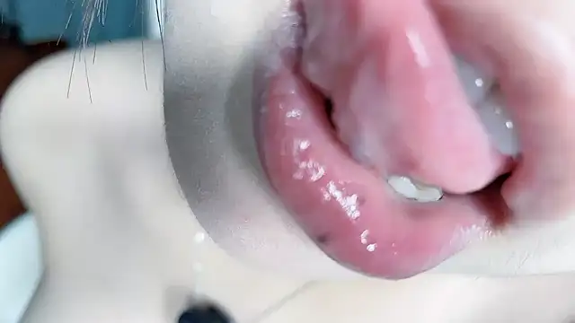 Chat XXX ao vivo de 22Momo-