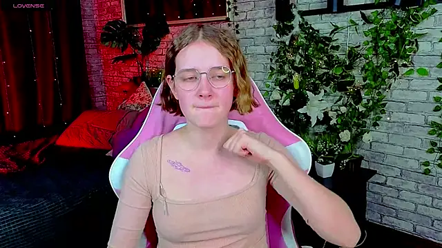 Mia_Mooore's Live XXX Chat