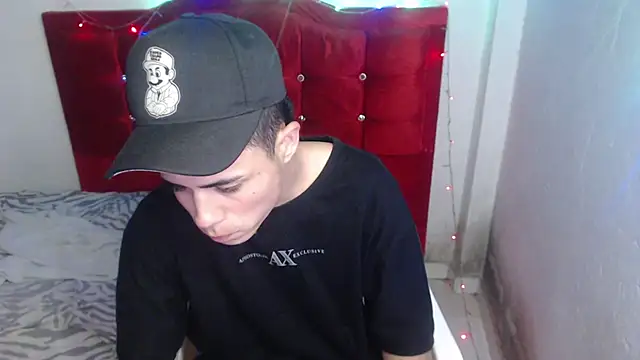 bby_santi 即時 XXX 聊天