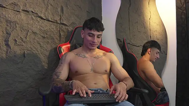 joseph_boy Adlı Modelin Web Kamerası Şovu