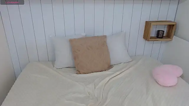 Chat XXX ao vivo de Mona_Mistic