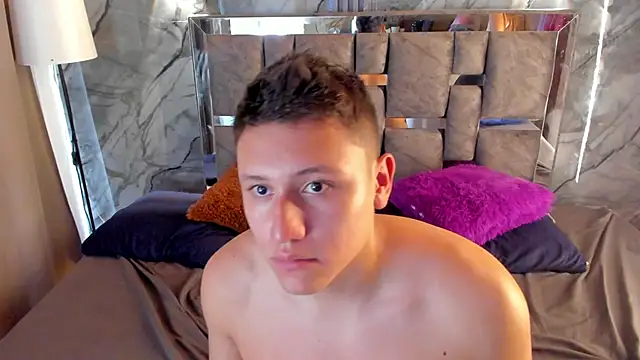 Manson_and_Zoe: απευθείας συνομιλία ΧΧΧ