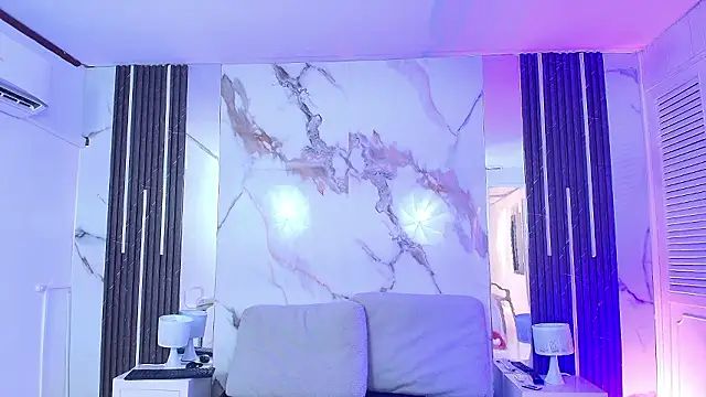 BarbaraFerrer69's Live XXX Chat