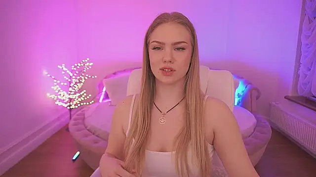 Chat +18 de CelesteNoir ao vivo