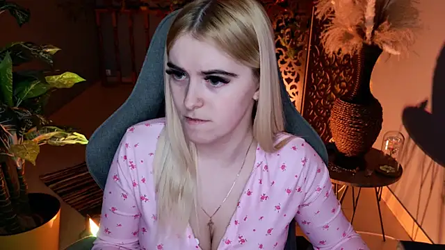 Stef_Nicks Adlı Modelin Canlı XXX Sohbeti